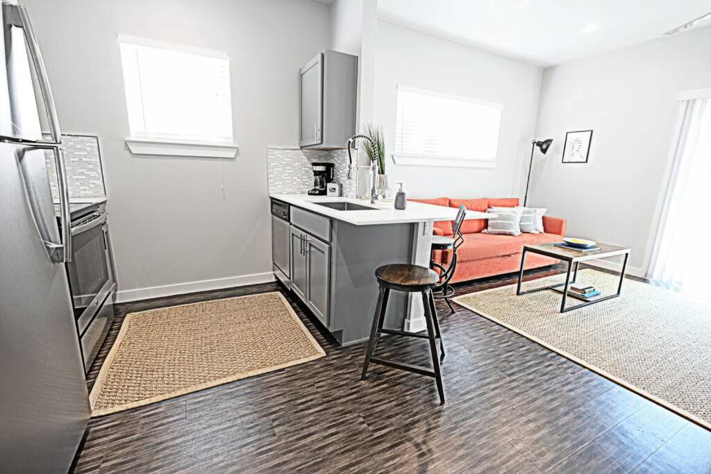The Kozy Urban Flat